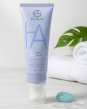 غسول الوجه المرطب بحمض الهيالورونيك